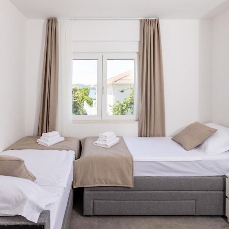 Apartments Ocrux Trogir Buitenkant foto