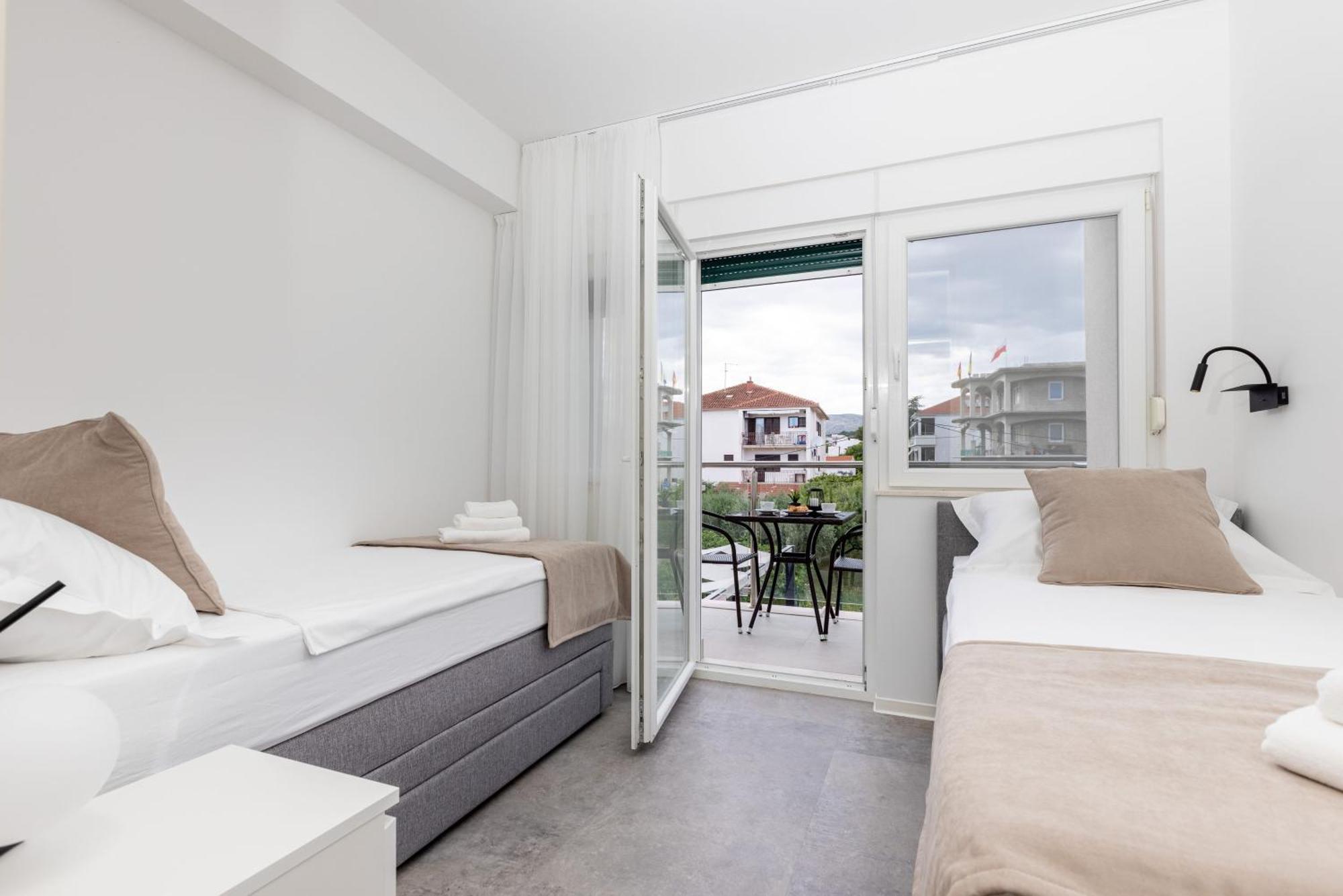 Apartments Ocrux Trogir Buitenkant foto