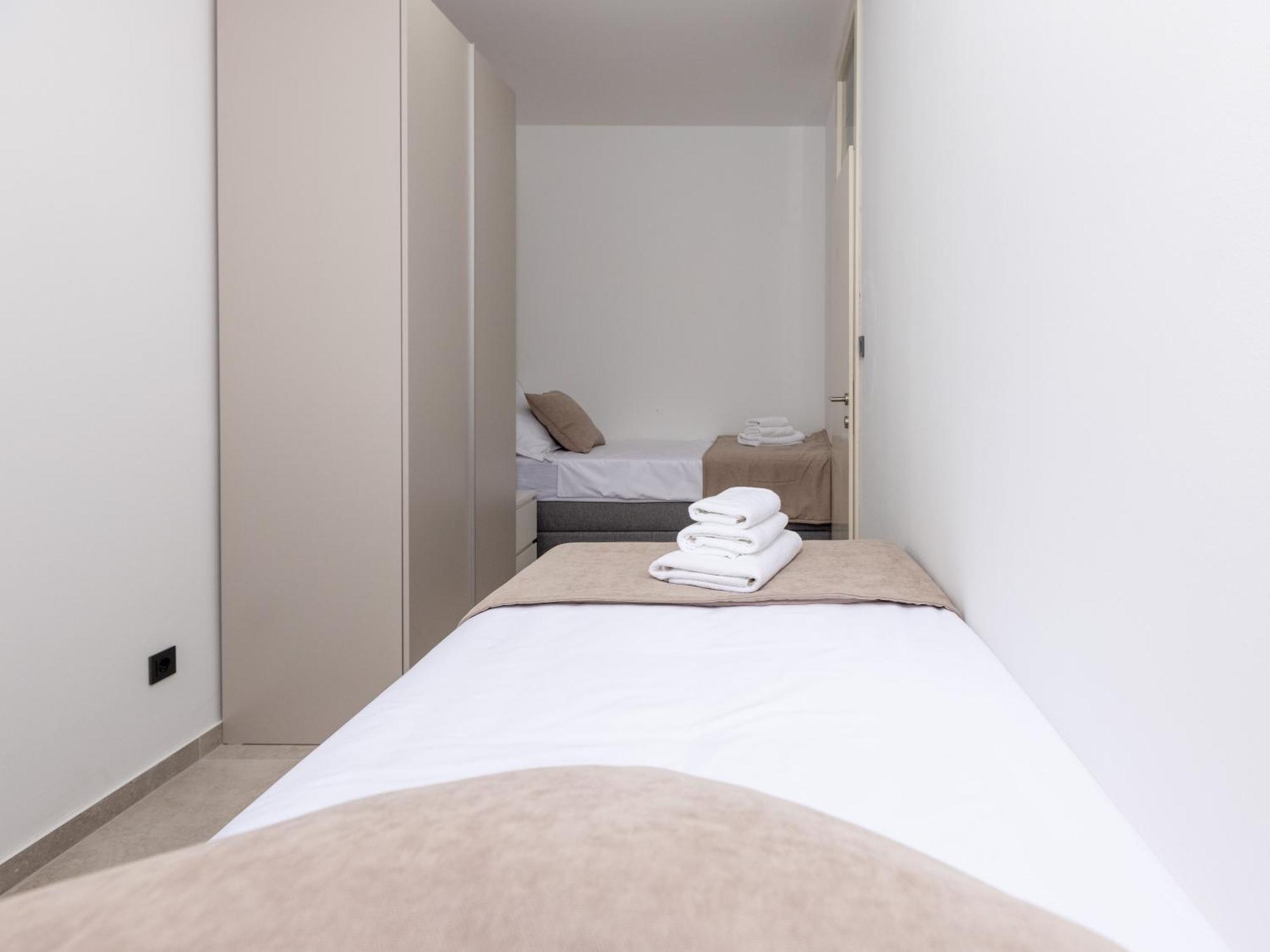 Apartments Ocrux Trogir Buitenkant foto